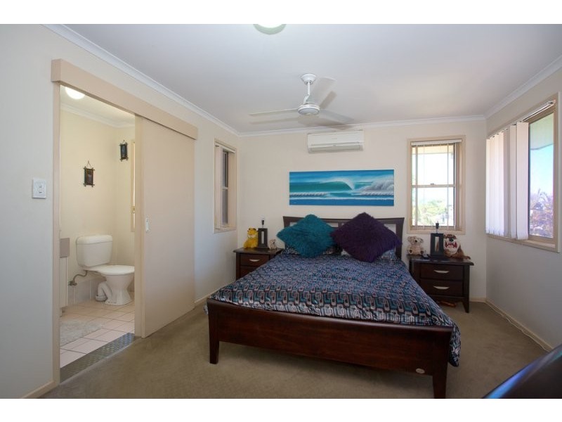 26 Headsail Dve, Banksia Beach QLD 4507