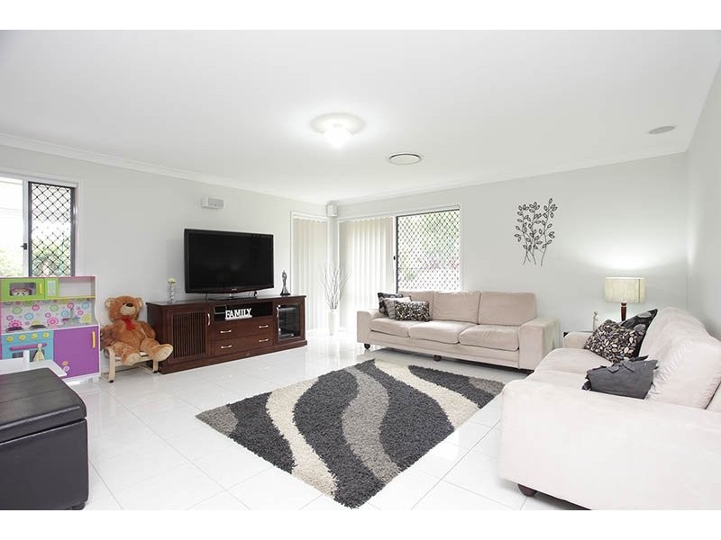 1 Moses Court, Caboolture QLD 4510