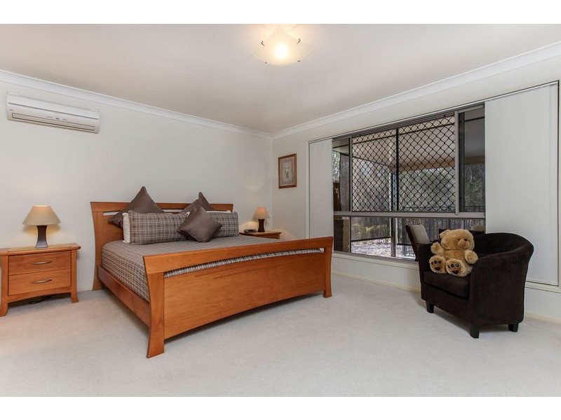 5-7 Scaroni Court, Ningi QLD 4511