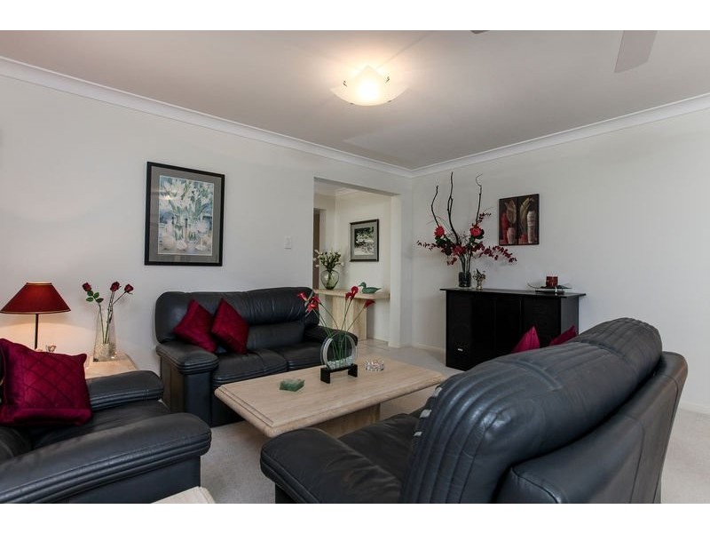 5-7 Scaroni Court, Ningi QLD 4511