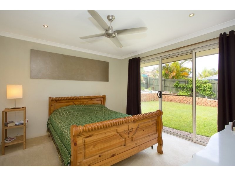 18 Headsail Drive, Banksia Beach QLD 4507