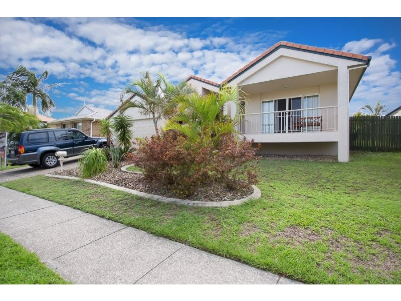 18 Headsail Drive, Banksia Beach QLD 4507