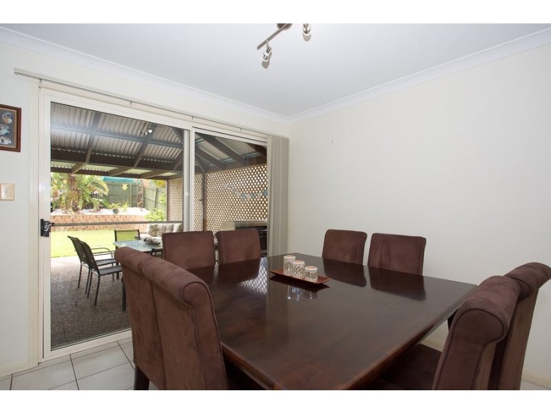 18 Headsail Drive, Banksia Beach QLD 4507