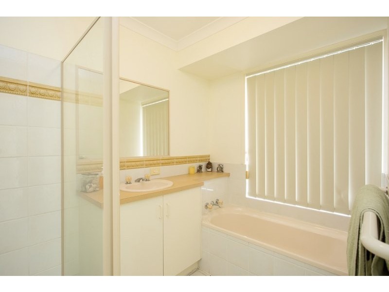 18 Headsail Drive, Banksia Beach QLD 4507