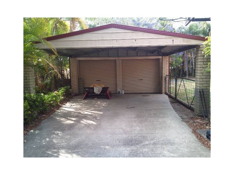 8 Alex Ave, Ningi QLD 4511