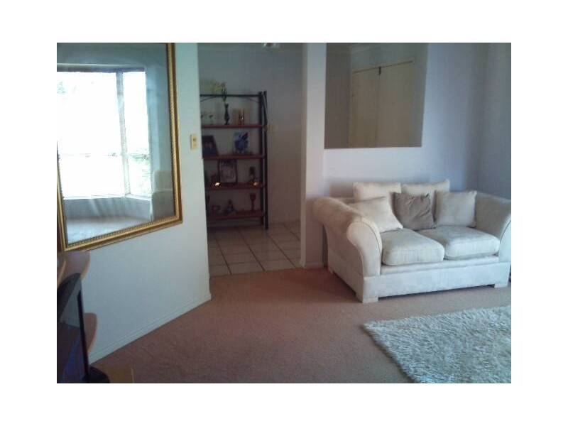 8 Alex Ave, Ningi QLD 4511