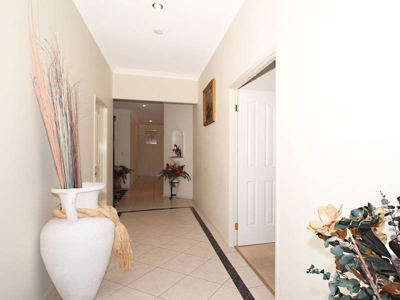 129 Endeavour Drive, Banksia Beach QLD 4507
