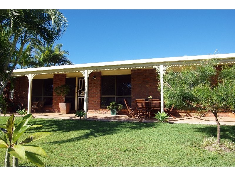 21 Hawaii Crescent, Banksia Beach QLD 4507