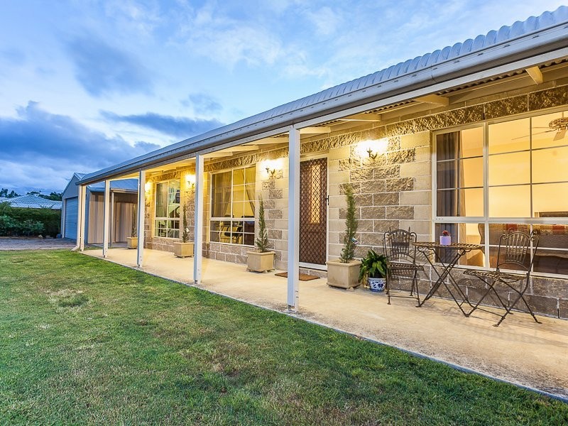 115 Hall Road, Elimbah QLD 4516