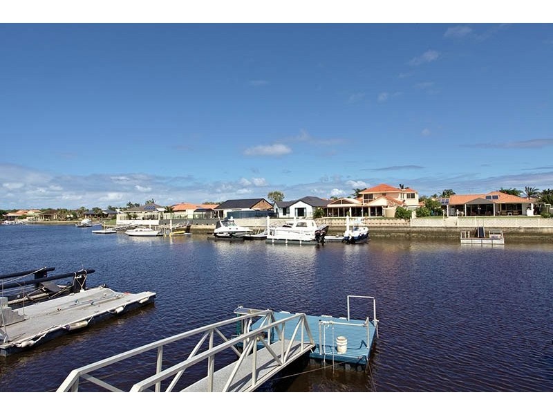 1/15 Bass Court, Bribie Island QLD 4507