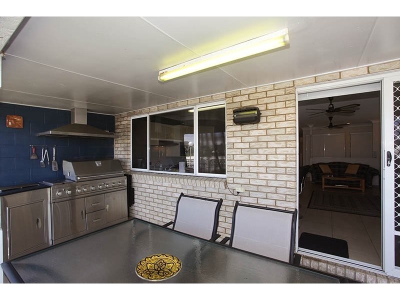 1/15 Bass Court, Bribie Island QLD 4507