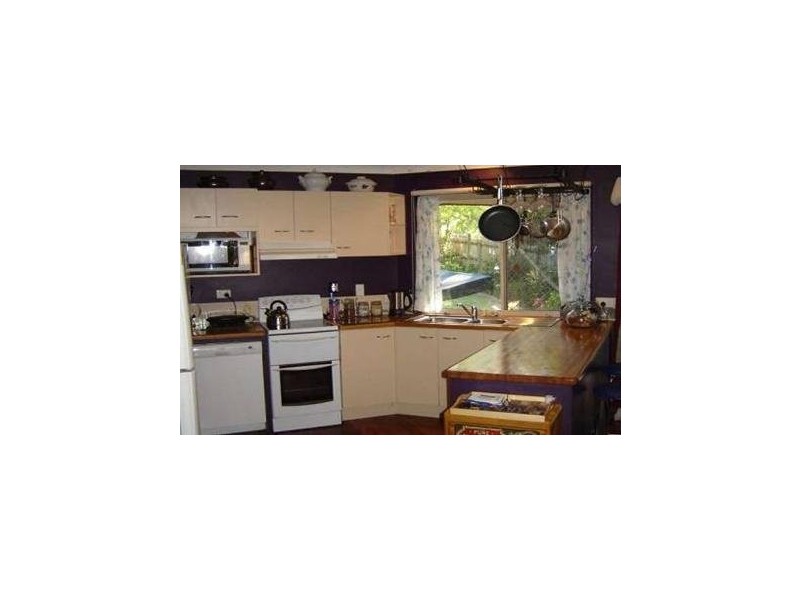 4 Carriage Cres, Beerburrum QLD 4517