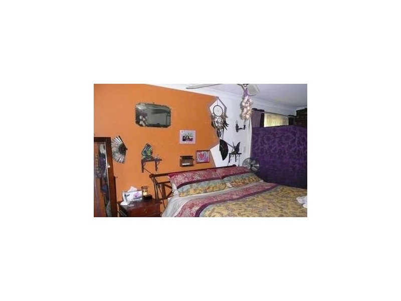 4 Carriage Cres, Beerburrum QLD 4517