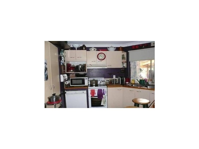 4 Carriage Cres, Beerburrum QLD 4517