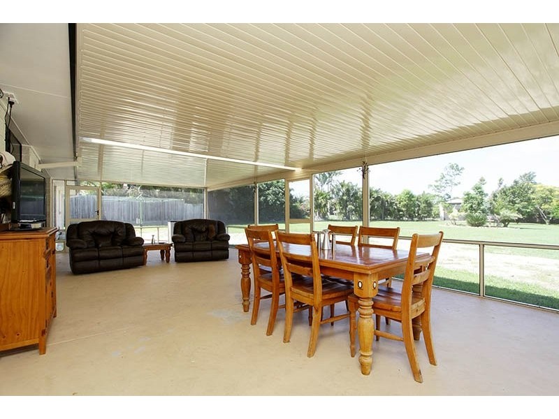 21 Wrenaus Way, Ningi QLD 4511