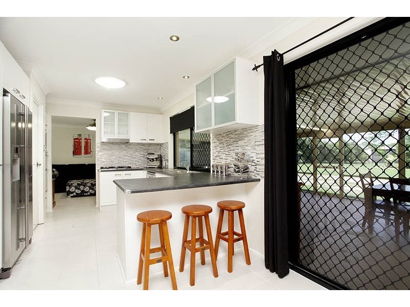 21 Wrenaus Way, Ningi QLD 4511