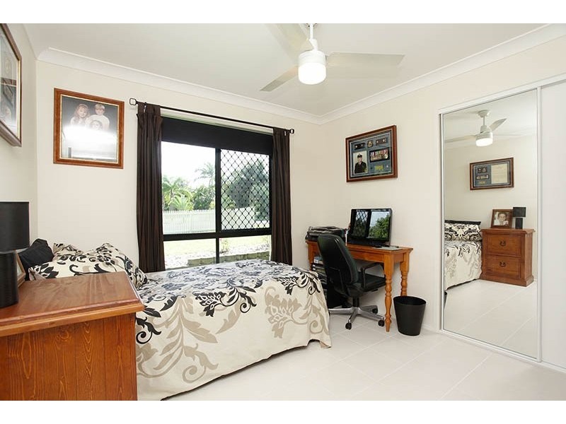 21 Wrenaus Way, Ningi QLD 4511