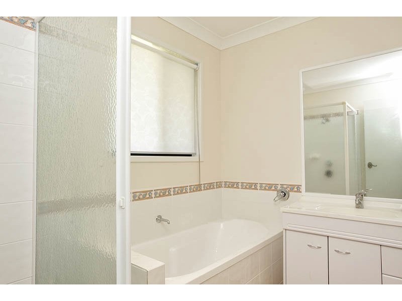 21 Wrenaus Way, Ningi QLD 4511