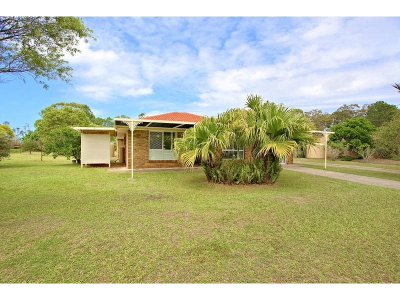 14 Taksan Place, Ningi QLD 4511