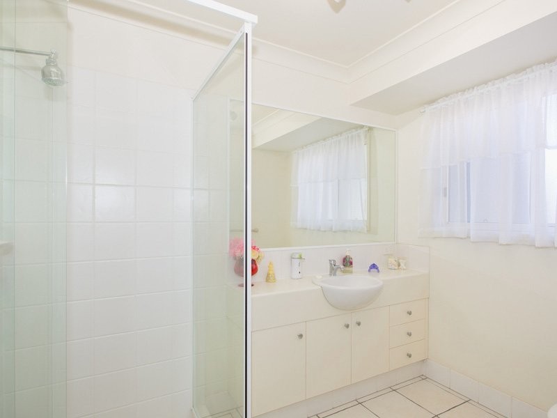 108 Voyagers, Banksia Beach QLD 4507