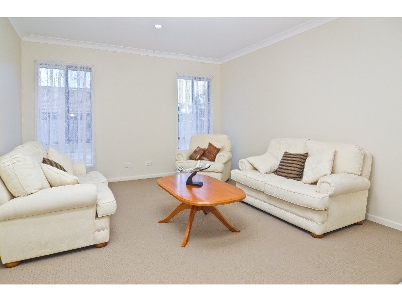 10 Cavanagh Place, Ningi QLD 4511