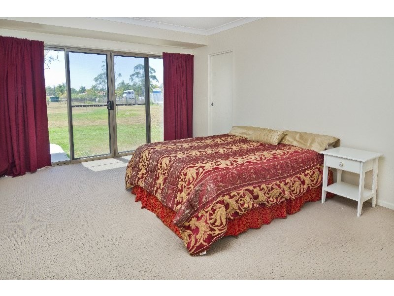 10 Cavanagh Place, Ningi QLD 4511
