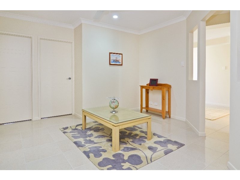 10 Cavanagh Place, Ningi QLD 4511