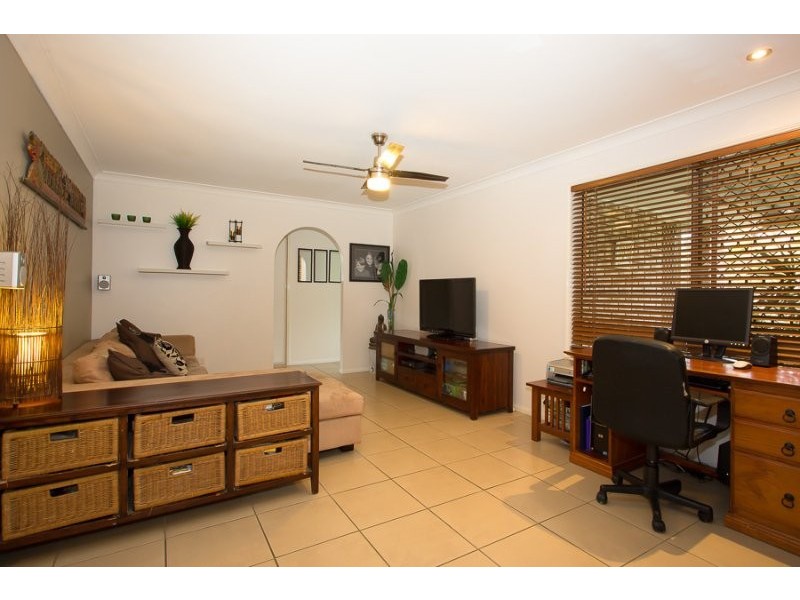 143 Relesah Drive, Ningi QLD 4511