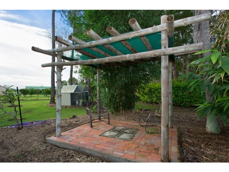 143 Relesah Drive, Ningi QLD 4511