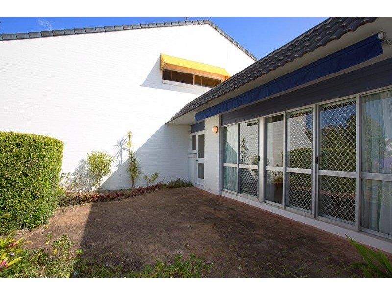 Unit B1 10 Spinnaker Drive, Sandstone Point QLD 4511