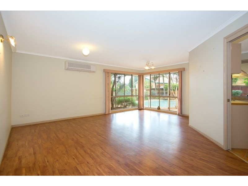 28 Lachlan Cres, Sandstone Point QLD 4511