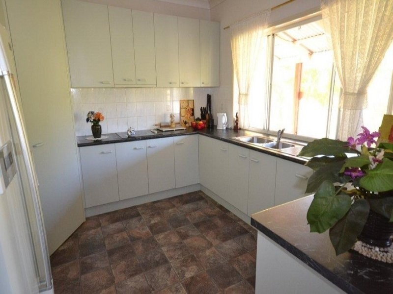 18 Tammy Road, Moore Park Beach QLD 4670