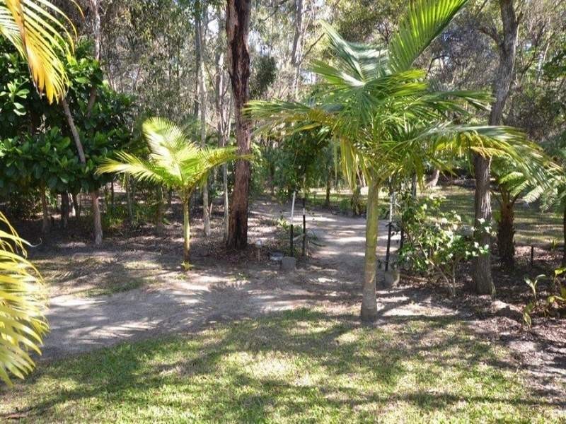 18 Tammy Road, Moore Park Beach QLD 4670