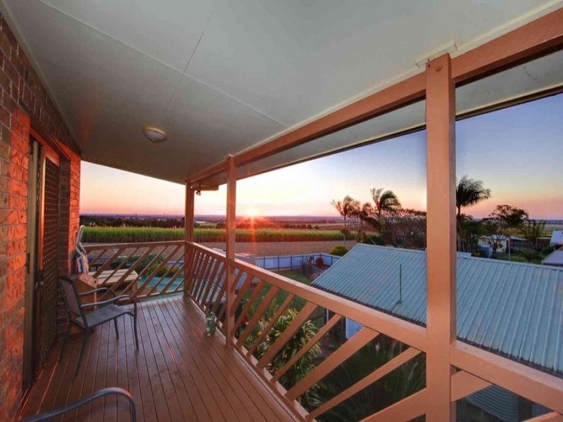 14 Linden Crescent, Qunaba QLD 4670