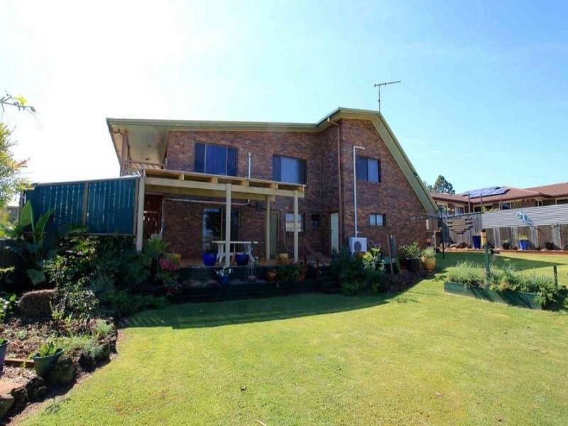 14 Linden Crescent, Qunaba QLD 4670