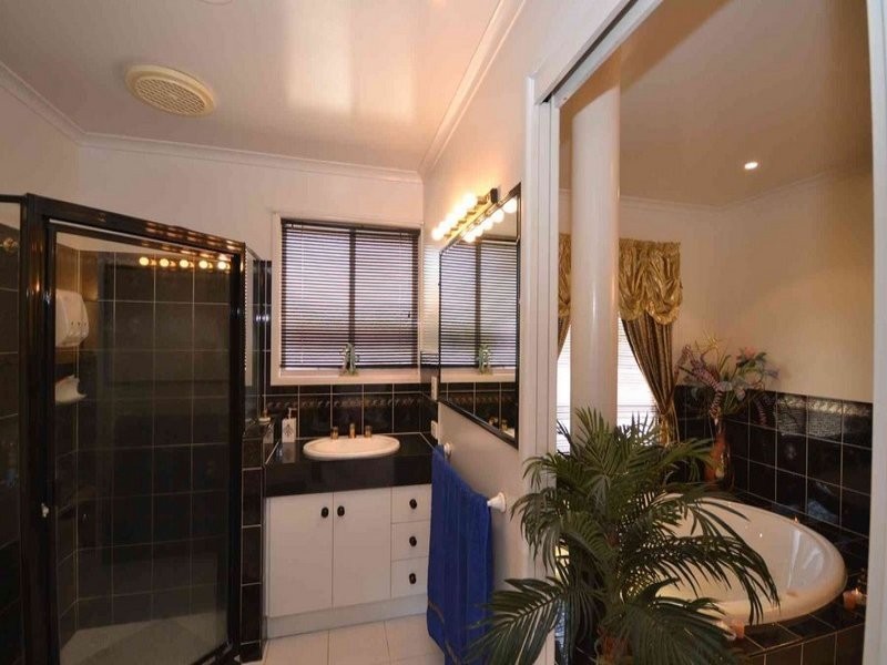 276 Avoca Road, Avoca QLD 4670