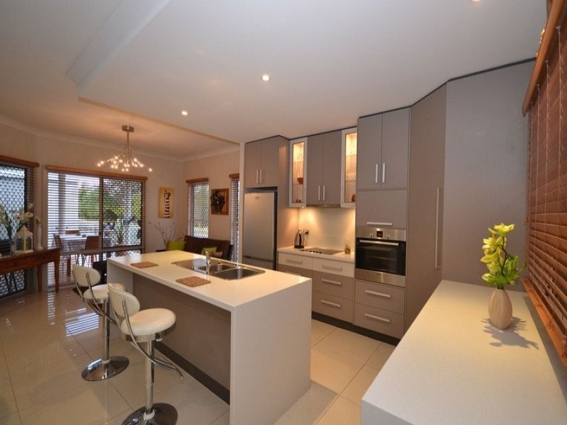 2 Freshwater Drive, Branyan QLD 4670