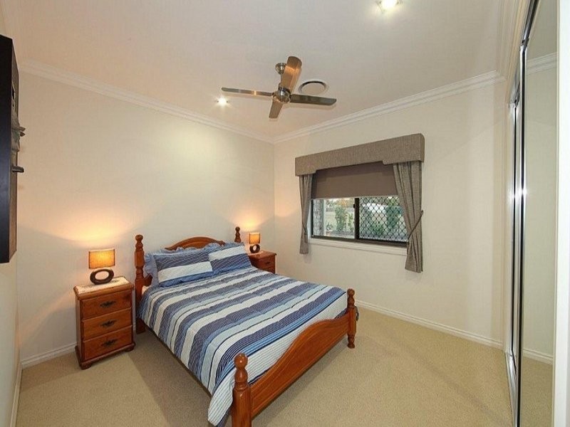 25 Pinto Avenue, Branyan QLD 4670