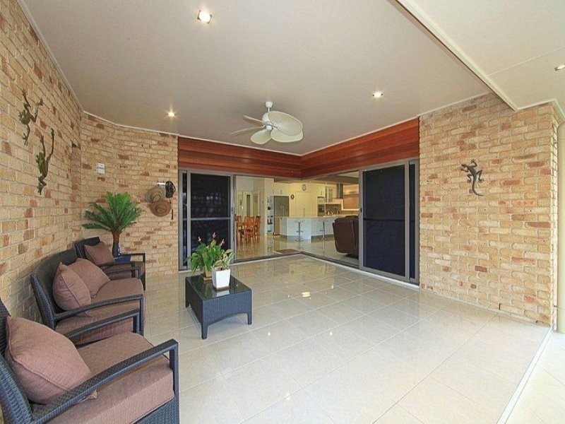 25 Pinto Avenue, Branyan QLD 4670