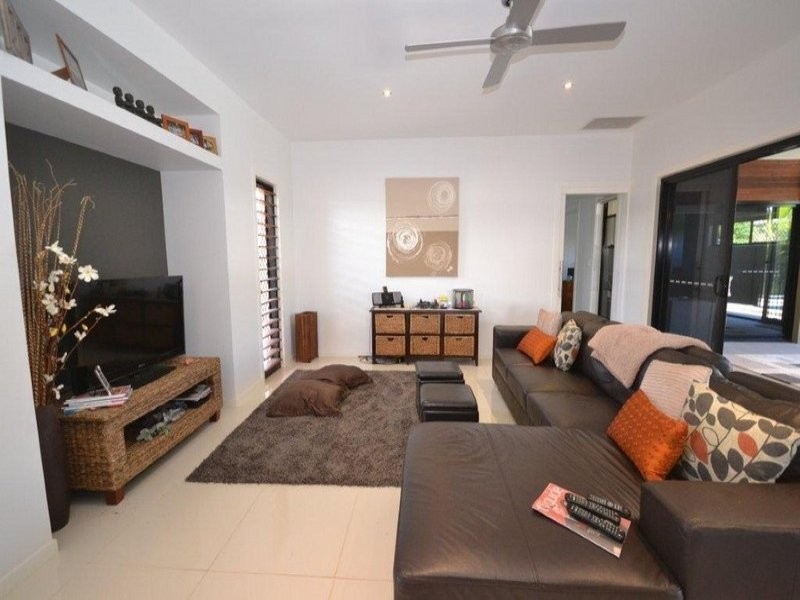 18 Sarra Place, Bundaberg East QLD 4670