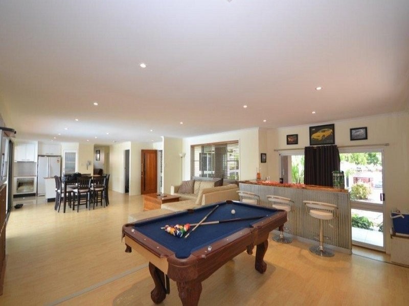 18 Wilson Street, Kepnock QLD 4670