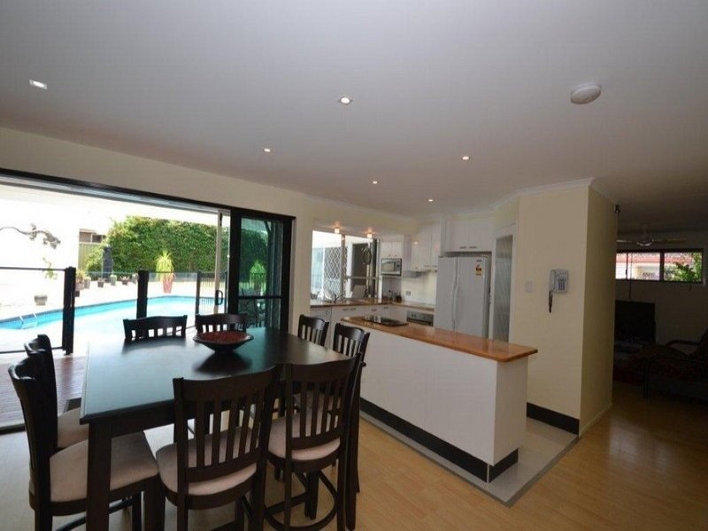 18 Wilson Street, Kepnock QLD 4670