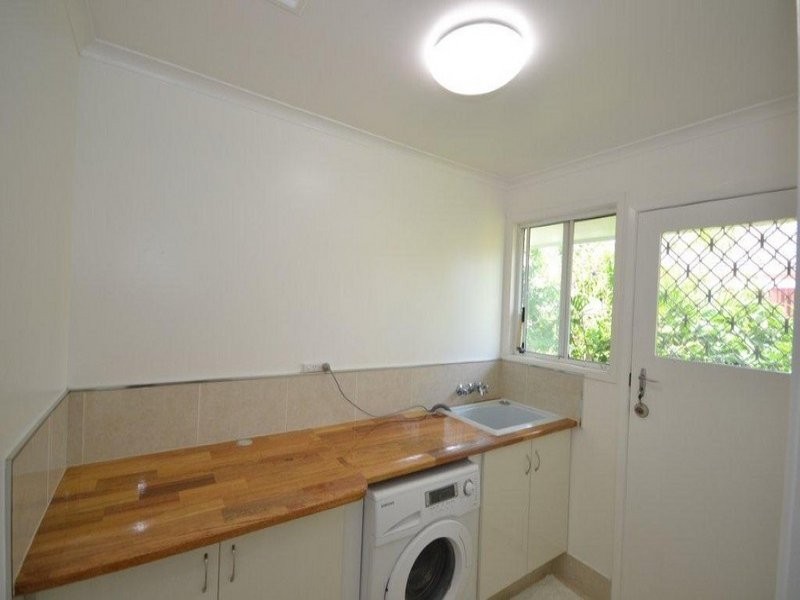 18 Wilson Street, Kepnock QLD 4670