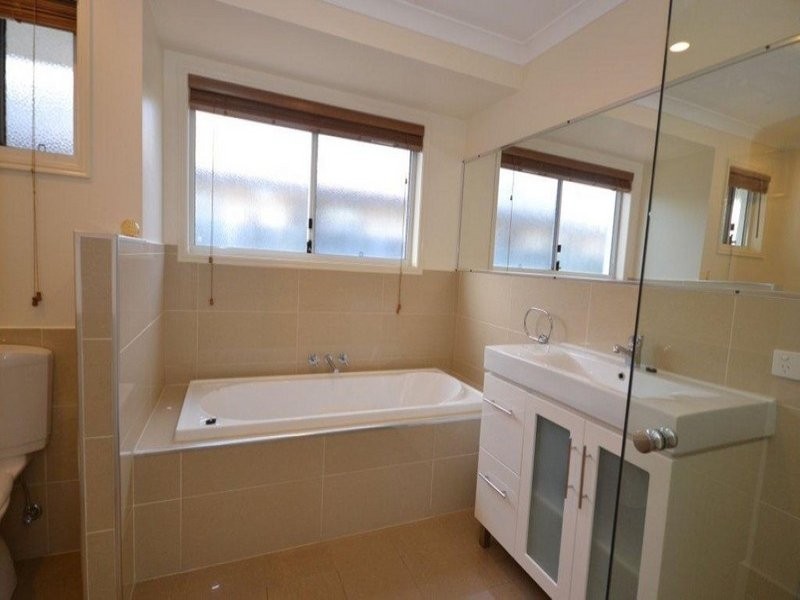 32 Explorers Way, Bargara QLD 4670