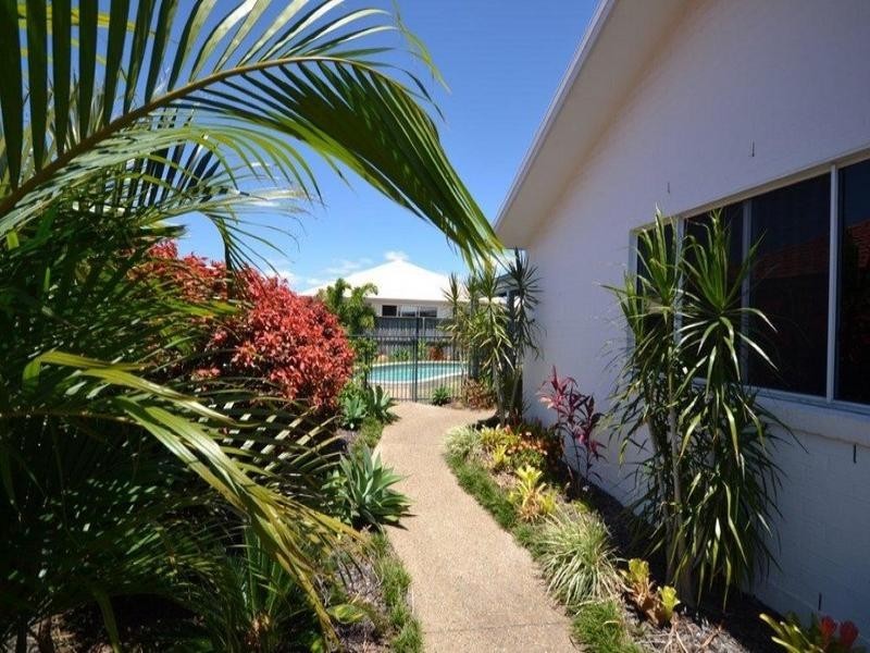 32 Explorers Way, Bargara QLD 4670