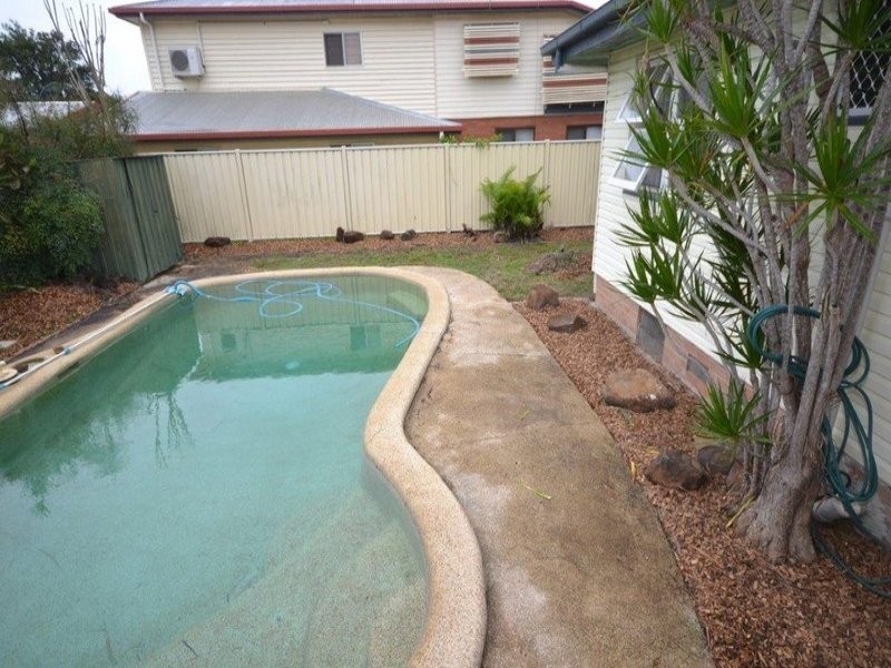 35 Tarakan Street, Svensson Heights QLD 4670
