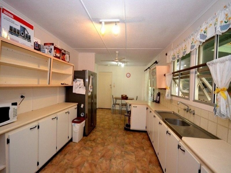 35 Tarakan Street, Svensson Heights QLD 4670