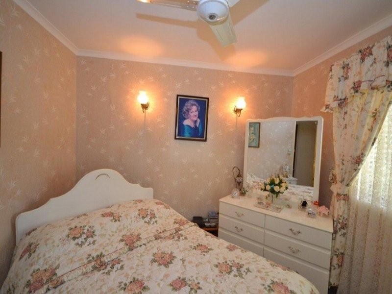 24 Hargreaves Street, Bundaberg South QLD 4670