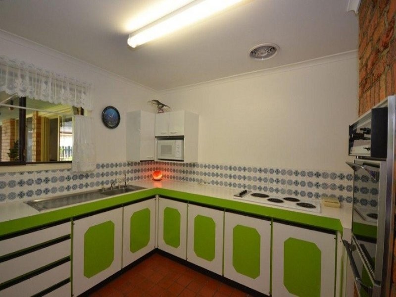 24 Hargreaves Street, Bundaberg South QLD 4670