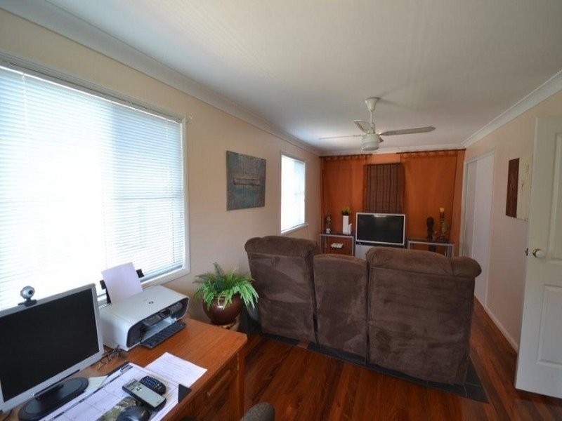 34 Lihs Street, Elliott Heads QLD 4670